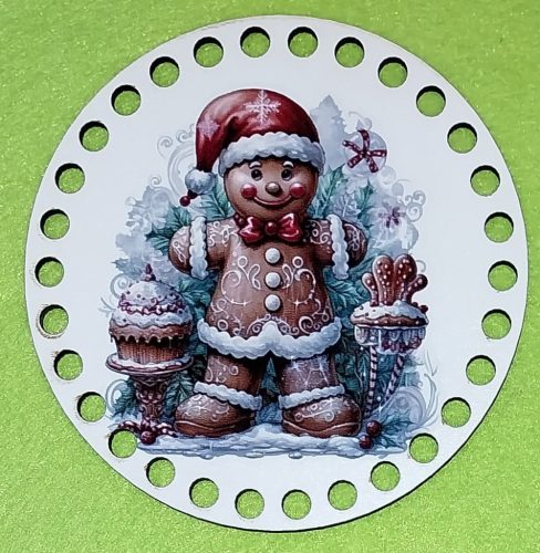 12cm Baza din lemn imprimata, crosetabila, cu gaura de 7 mm, Honey boy. 1 bucata, grosime 2,5mm. 