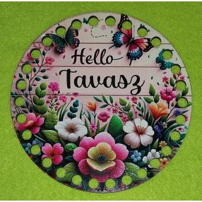   Baza din lemn crosetabil de 12cm pr baza de culoare galbena cu model de lemn si cu inscriptia Hello Tavasz, cu gaura de 7 mm, 1 bucata, grosime 2,5mm