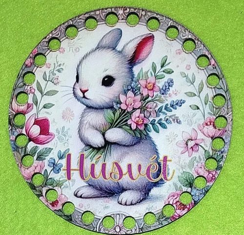 12cm Baza din lemn imprimata crosetabil Iepuras alb cu buchet de flori cu inscriptie de Húsvét. Cu gaura de 7mm, 1 bucata/pachet, grosime 3mm. 