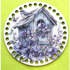   15cm Hranitoare pentru pasari tip casuta gri, cu baza din lemn imprimata crosetabil, flori mov si inscriptia Sweet Home. Cu gaura de 7mm, 1buc/pachet, grosime 3mm. 