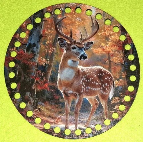 19,5cm Baza din lemn imprimata crosetabila cu gaura de 7 mm Cerb in padure 1 buc. 19,5 cm grosime 2,5 mm