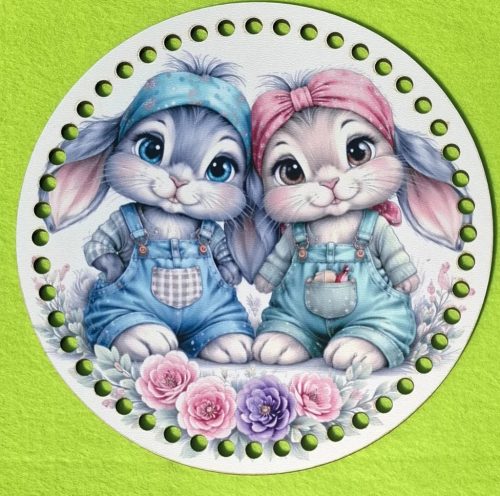 Bază din lemn imprimată pentru croșetat, 19,5 cm, cu găuri de 7 mm, model pereche de iepurași drăguți – 1 buc. – diametru 19,5 cm, grosime 2,5 mm.