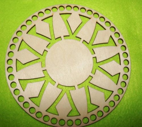  15 cm Baza circulara din lemn natural crosetabil cu gaura de 8 mm, 1bucata, grosime 3mm