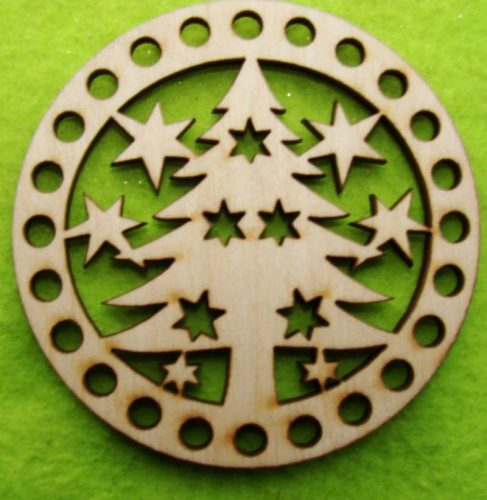 8cm Baza din lemn natural crosetabil, cu lemn de pin si stele, gaură de 5 mm, grosime 1 buc. 3 mm