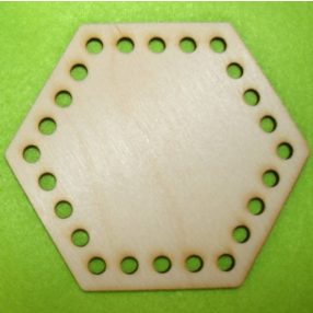   10,5x9,5cmBaza din lemn natural crosetabil sexagonal cu gaura de 5,5 mm, 1db, grosime 3mm