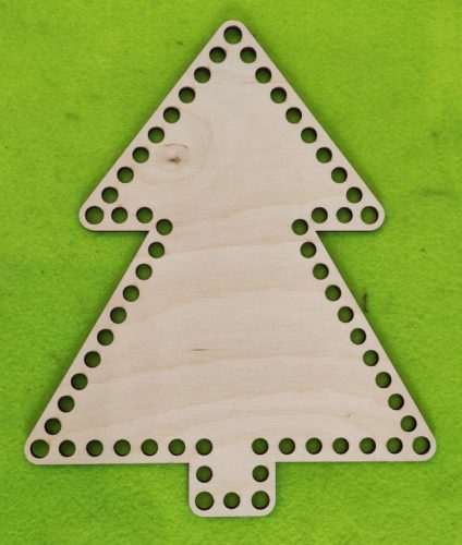 20x24cm Lemn natural crosetabilt cu baza de trunchi de pin cu gaura de 9 mm, grosime 1 buc. 3 mm